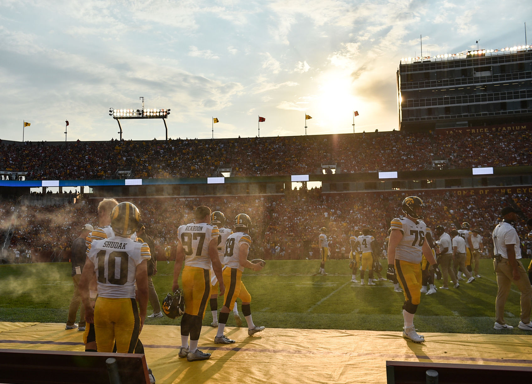 091121-qc-spt-iowa-isu-fball-063